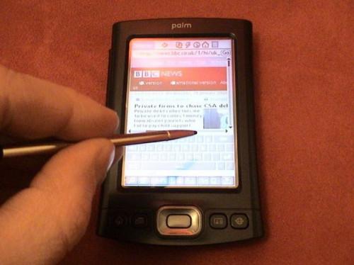 Hvordan å gjøre en Hard Reset på en Palm TX