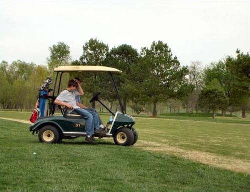 Hvordan en Golf Cart arbeid?