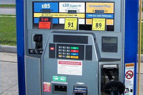 Hvordan E85 Etanol Flex Fuel Works