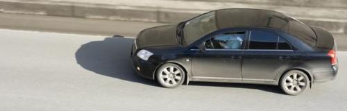 Hvordan endre en Inside dørhåndtaket på en 1999 Toyota Corolla