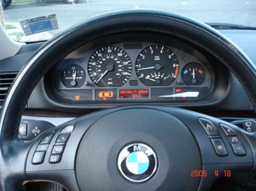 Hvordan stille klokken på en '99 -'05 BMW 3-serie E46