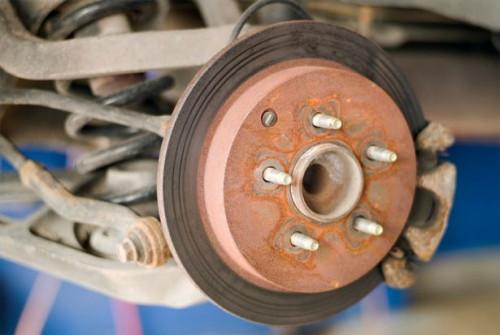 Hvordan Stopp Brake Rotor Rust