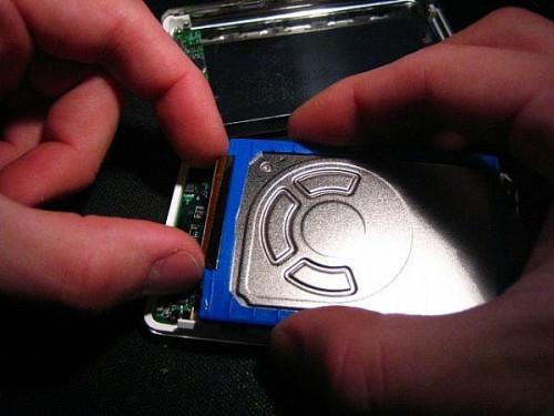 Slik reparerer iPod Gen 4