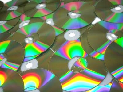 Hvem oppfant den bærbare CD-spiller?